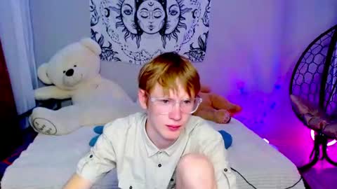 Snapshot of a_s_m_ chatting on July 28, 2026, 8:52 pm Kris Michael online show from July 28, 2026, 8:52 pm