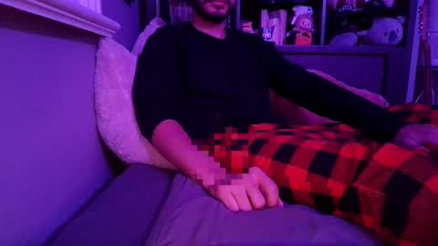 Snapshot of aalec chatting on October 6, 2025, 9:40 am Alecc online show from October 6, 2025, 9:40 am