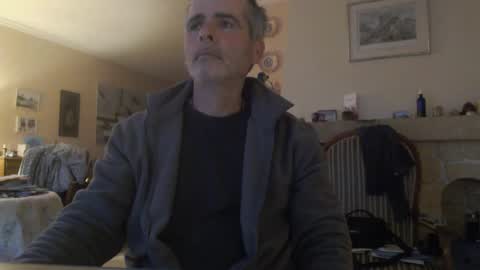 Snapshot of aalex1717 chatting on January 17, 2025, 7:19 am Aalex1717 online show from January 17, 2025, 7:19 am