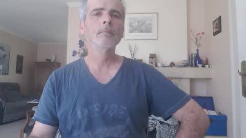 Aalex1717 online show from May 21, 2026, 10:44 am