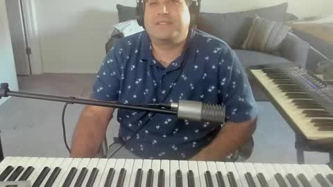 Aaron online show from September 28, 2025, 5:40 pm