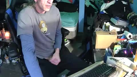 Snapshot of aaron111dub chatting on April 7, 2026, 2:17 pm NorCalLongSlong online show from April 7, 2026, 2:17 pm