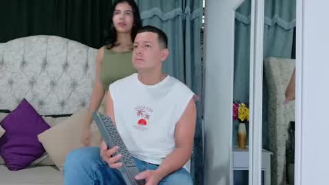 Snapshot of aaron_and_samanta chatting on December 12, 2024, 10:56 am Aaron Samanta online show from December 12, 2024, 10:56 am