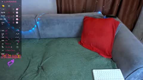 Snapshot of aaron_bang chatting on March 17, 2026, 1:32 am Aaron Bang online show from March 17, 2026, 1:32 am