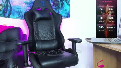 Snapshot of aaron_baz2 chatting on October 1, 2025, 9:10 pm Aaron online show from October 1, 2025, 9:10 pm