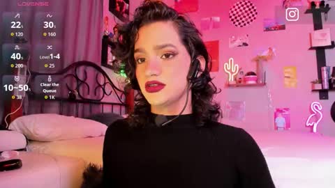 Snapshot of aaron_darkus chatting on March 3, 2026, 1:23 am Aaron online show from March 3, 2026, 1:23 am