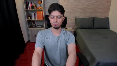 Aaron online show from December 7, 2024, 10:06 pm