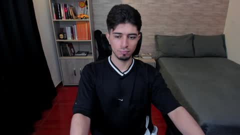 Aaron online show from December 10, 2024, 9:00 pm