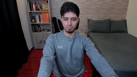 Aaron online show from December 13, 2024, 7:53 pm