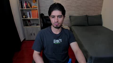 Aaron online show from February 22, 2025, 10:42 pm