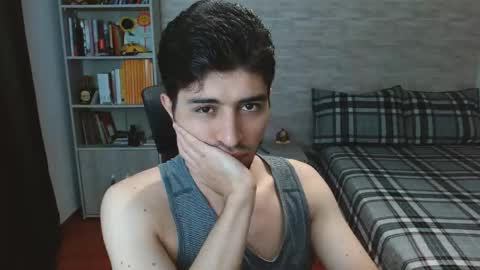 Aaron online show from September 28, 2025, 6:57 pm