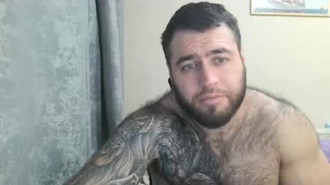 Davin tayl online show from October 31, 2025, 5:03 pm