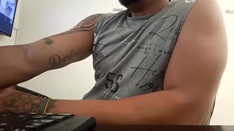 Snapshot of aaronhunter__ chatting on January 6, 2025, 6:10 pm ig aaron hunter123 online show from January 6, 2025, 6:10 pm