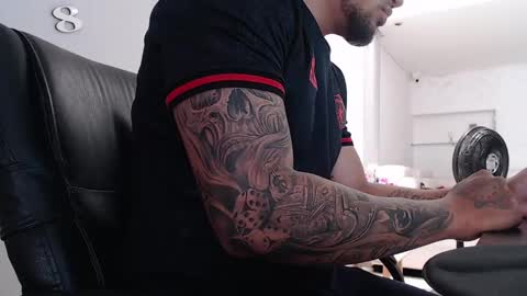 Snapshot of aaronhunter__ chatting on February 11, 2025, 6:22 pm ig aaron hunter123 online show from February 11, 2025, 6:22 pm