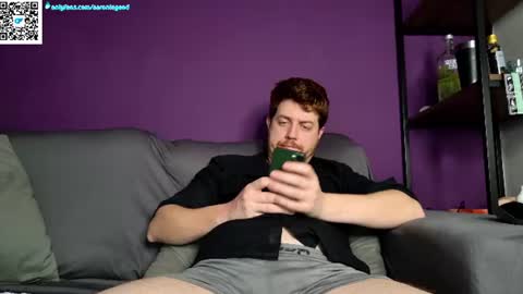 Snapshot of aaronlegend chatting on July 7, 2026, 7:23 am Aaron online show from July 7, 2026, 7:23 am