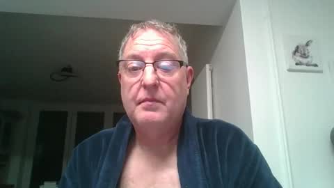 Aaron online show from February 2, 2026, 6:39 pm