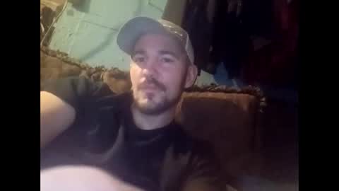 aaronshere888888 online show from December 14, 2025, 1:22 am