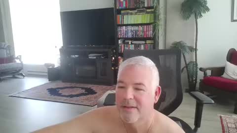 Snapshot of aarosteev chatting on October 22, 2025, 3:12 pm Jason online show from October 22, 2025, 3:12 pm