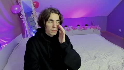 Fiona and Harry online show from January 7, 2025, 7:49 pm