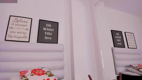 abbey_walker online show from February 25, 2026, 11:20 am