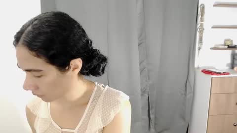 Snapshot of abbi_mooncb chatting on October 7, 2025, 12:57 pm Abbi mooncb online show from October 7, 2025, 12:57 pm