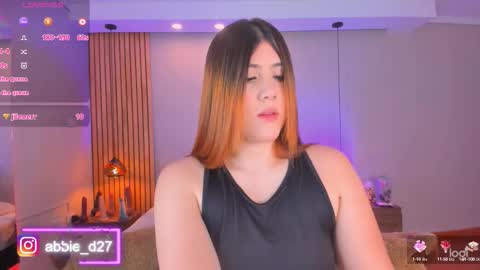 Snapshot of abbieedmond chatting on October 1, 2025, 4:18 am Abbie Edmond  online show from October 1, 2025, 4:18 am