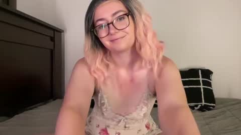 Abbi Willow online show from July 31, 2026, 3:11 pm