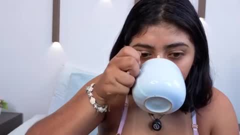 Snapshot of abby_millerr_ chatting on July 3, 2026, 12:44 pm Abbygail online show from July 3, 2026, 12:44 pm