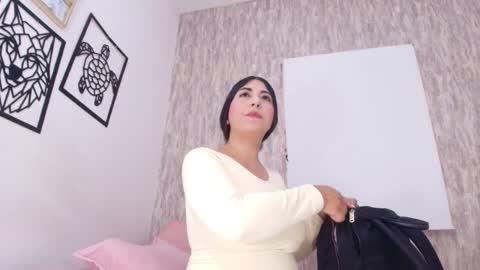 Abby online show from November 22, 2025, 7:13 pm