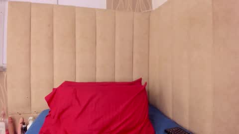 abby_swett1 online show from February 6, 2026, 2:53 pm