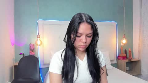 Abby Dixon  online show from December 16, 2025, 1:27 pm