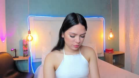 Abby Dixon  online show from February 7, 2026, 1:04 pm