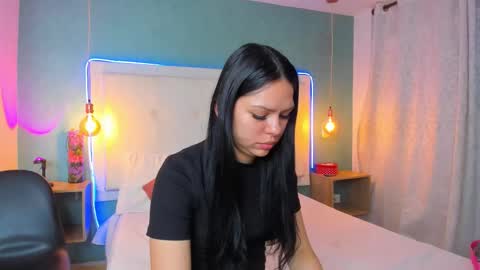 Abby Dixon  online show from February 11, 2026, 11:48 am