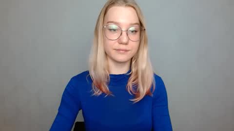 Snapshot of abbymoore__ chatting on January 18, 2025, 12:36 pm Abby Lovense is active online show from January 18, 2025, 12:36 pm