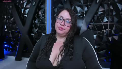 abbyrogers1 online show from April 3, 2026, 4:43 am