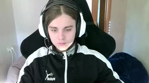 Snapshot of abbysal_blade chatting on October 12, 2025, 8:02 am abbysal_blade online show from October 12, 2025, 8:02 am