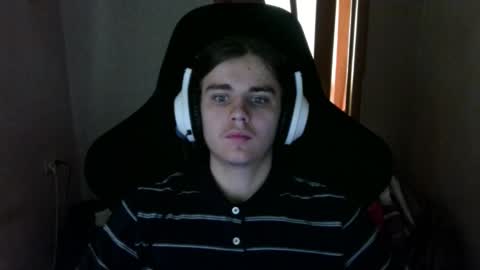 abbysal_blade online show from December 3, 2025, 7:49 am