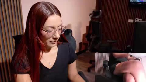 Abby Stones online show from April 8, 2026, 1:22 pm