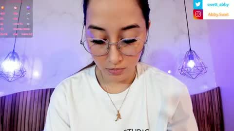 Snapshot of abbysweet1_ chatting on July 18, 2026, 7:50 pm Abigail online show from July 18, 2026, 7:50 pm