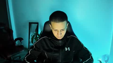 Independence model AbelAsburgo online show from January 31, 2026, 11:25 pm