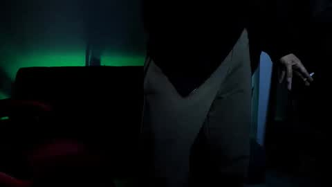 Independence model AbelAsburgo online show from March 4, 2026, 4:40 am