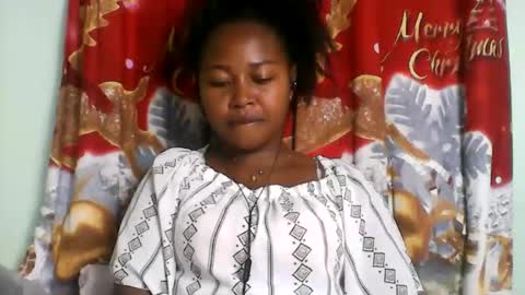 Snapshot of abella677022 chatting on June 8, 2026, 4:40 pm abella677022 online show from June 8, 2026, 4:40 pm