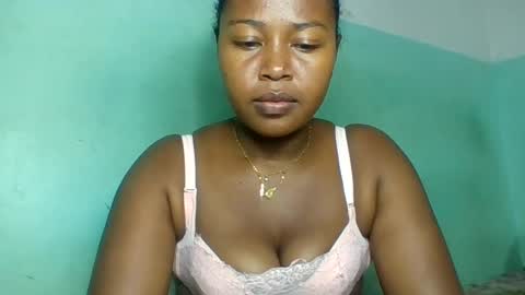 Snapshot of abella677022 chatting on June 14, 2026, 4:09 pm abella677022 online show from June 14, 2026, 4:09 pm
