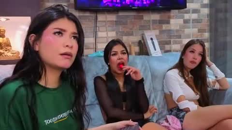 abella_as_ online show from June 16, 2026, 1:41 am