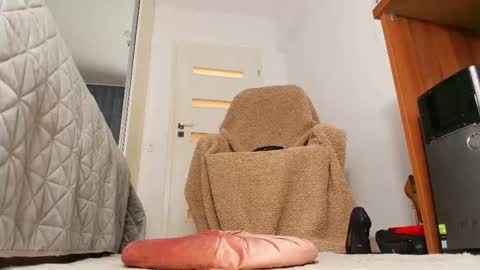 Mermaid online show from October 23, 2025, 8:40 pm