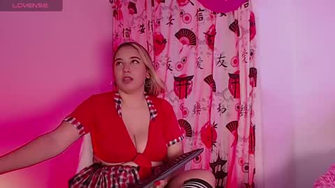 Snapshot of abellarider chatting on January 21, 2025, 5:30 pm Abella Rider online show from January 21, 2025, 5:30 pm