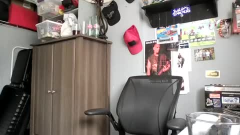 Snapshot of abennett76 chatting on July 1, 2026, 7:46 pm AJ online show from July 1, 2026, 7:46 pm
