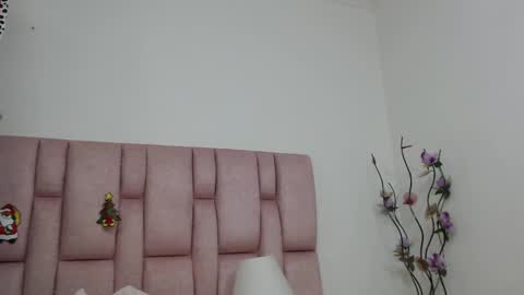 Snapshot of abie_max chatting on December 5, 2024, 8:00 pm abie max online show from December 5, 2024, 8:00 pm