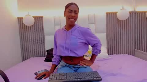 Snapshot of abigail_montoya chatting on September 23, 2025, 11:57 am Abigail online show from September 23, 2025, 11:57 am