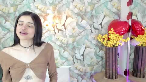 Snapshot of abigailrob chatting on November 12, 2025, 8:08 pm Abigail online show from November 12, 2025, 8:08 pm